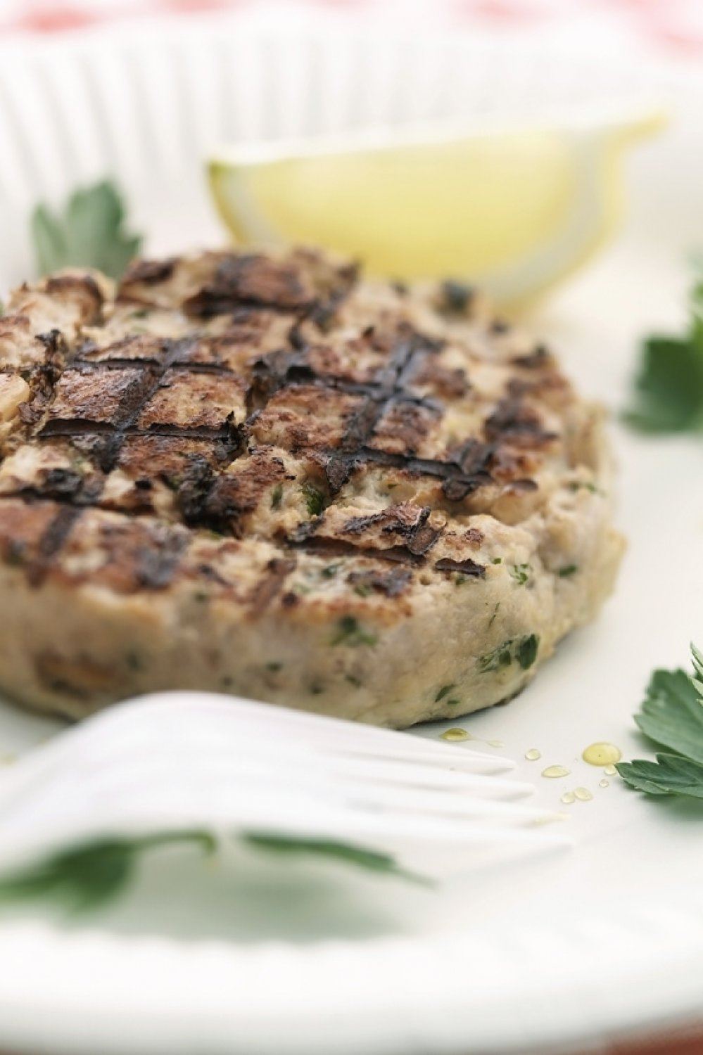 Tonijnburger met pecorino en bladpeterselie