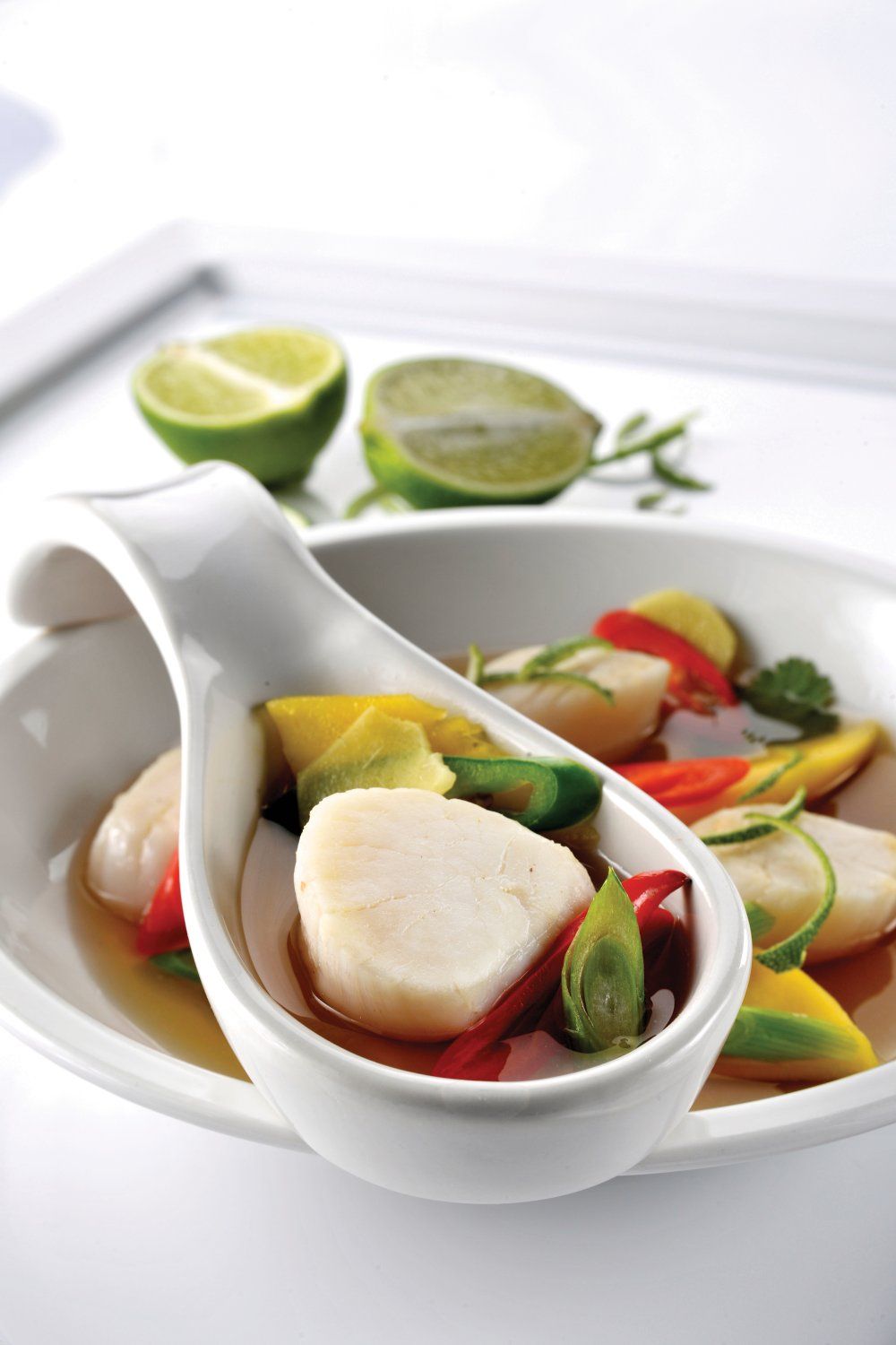 Thaise visbouillon met coquilles