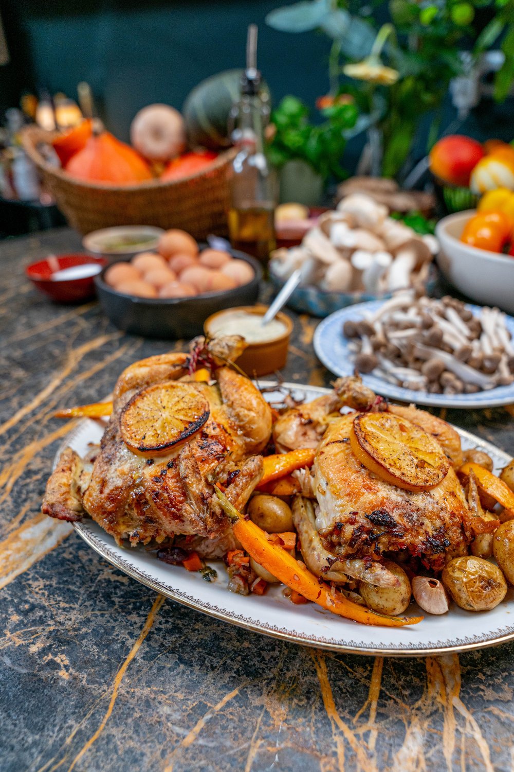 Feestelijk piepkuiken met krielaardappelen