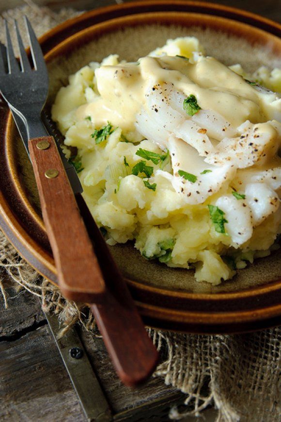 Kabeljauw met lente-ui puree en mosterdsaus