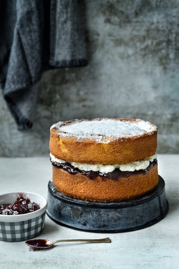 Victoria sponge cake