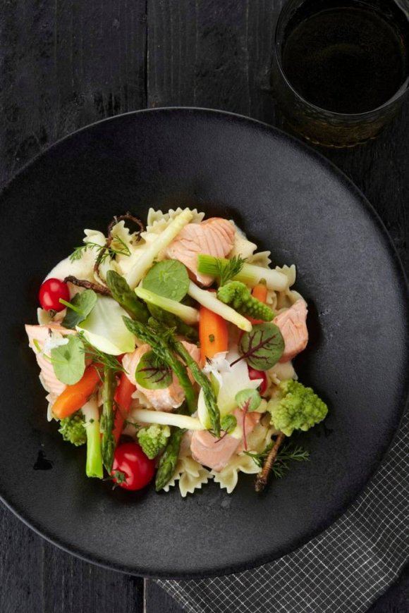 Gezonde pasta met zalm