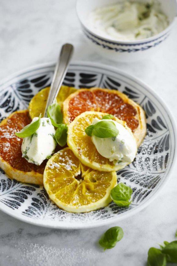 Gegrilde citrusvruchten met basilicum-mascarpone