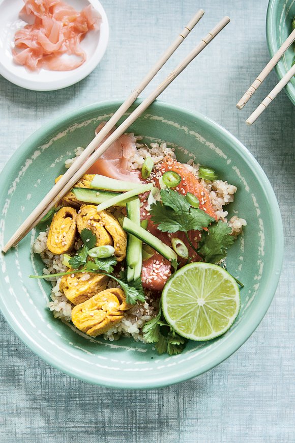 Donburi met vis en Japanse omelet