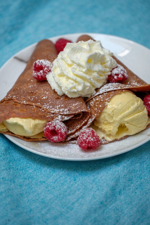 Chocolade pannenkoeken met ijs