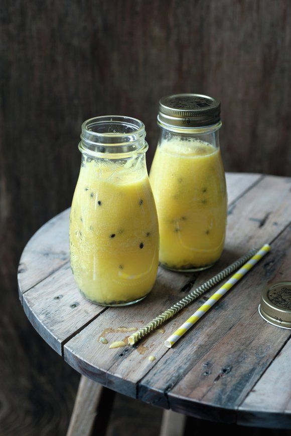 Smoothie met ananas, gember en passievrucht